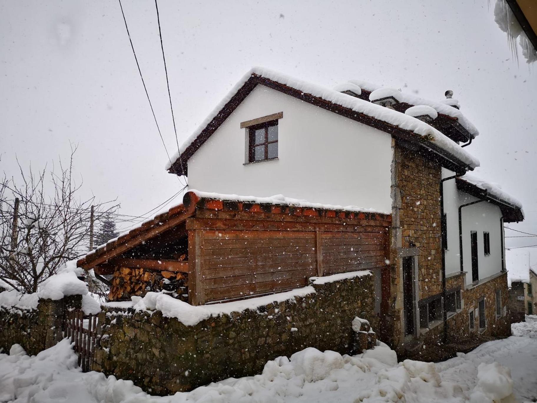 Apartamentos Rurales El Collaín de Campiellos Exterior foto